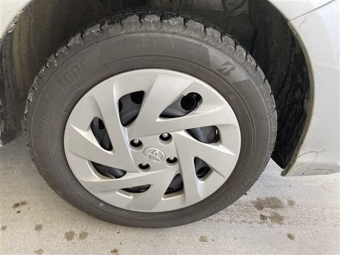 2020 Toyota Corolla Axio DBA-NZE164 (UW-695e1100abbdb)[7]