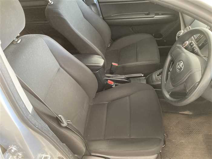 2020 Toyota Corolla Axio DBA-NZE164 (UW-695e1100abbdb)[9]