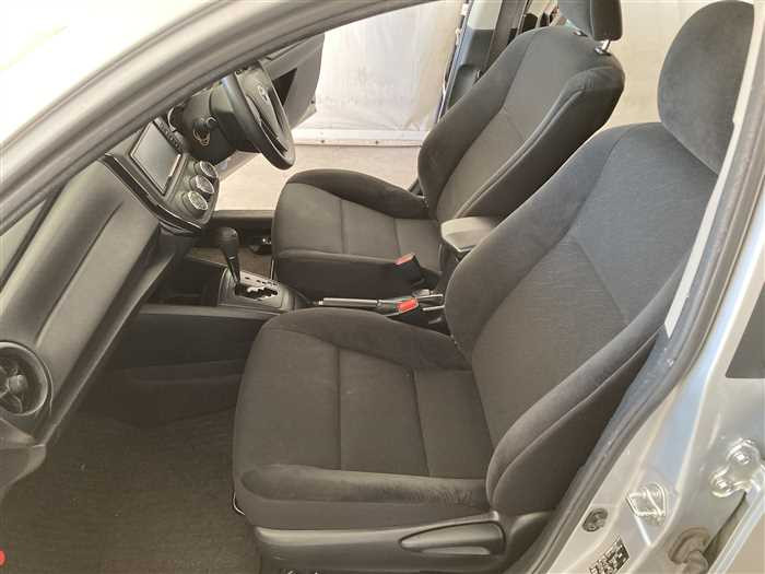 2019 Toyota Corolla Axio DBA-NZE164 (UW-695e11011ed6f)[14]