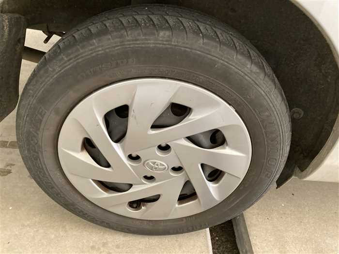 2019 Toyota Corolla Axio DBA-NZE164 (UW-695e11018f6b1)[8]