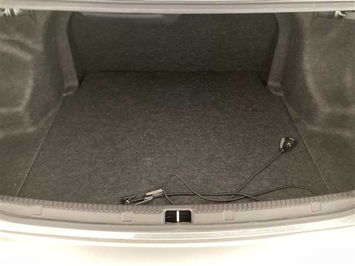 2019 Toyota Corolla Axio DBA-NZE164 (UW-695e11018f6b1)[11]