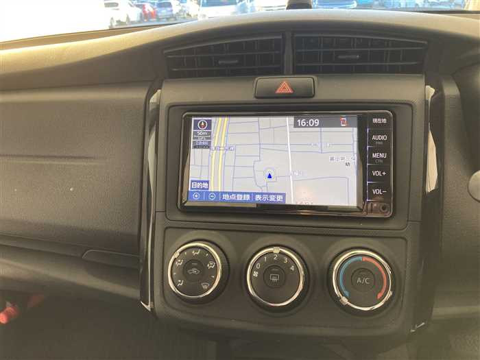 2019 Toyota Corolla Axio DBA-NZE164 (UW-695e11018f6b1)[18]