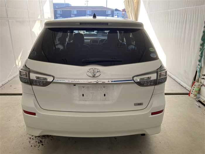 2013 Toyota Wish DBA-ZGE25G (UW-695e11080b562)[5]