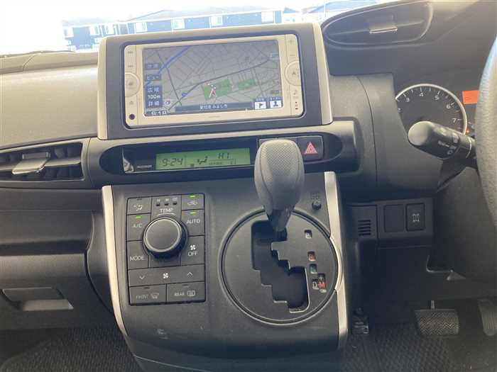 2013 Toyota Wish DBA-ZGE25G (UW-695e11080b562)[19]