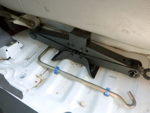 2000 Subaru Sambar TT2 (UW-6969d28ee0869)[19]