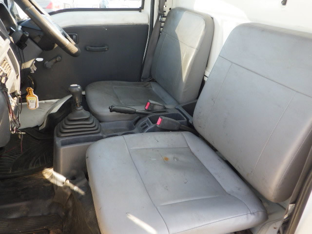 2000 Subaru Sambar TT2 (UW-6969d28ee0869)[5]