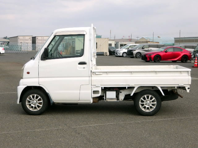 2000 Mitsubishi Minicab Truck U61T (UW-69940c76eda69)[3]