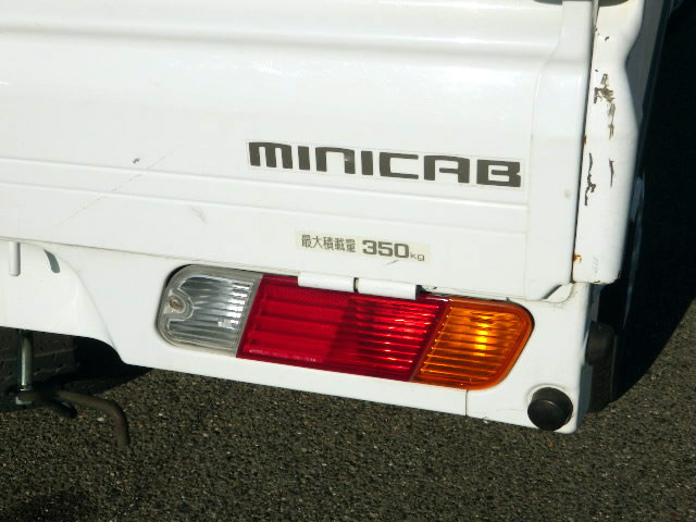 2000 Mitsubishi Minicab Truck U61T (UW-695f70bf2bad2)[32]