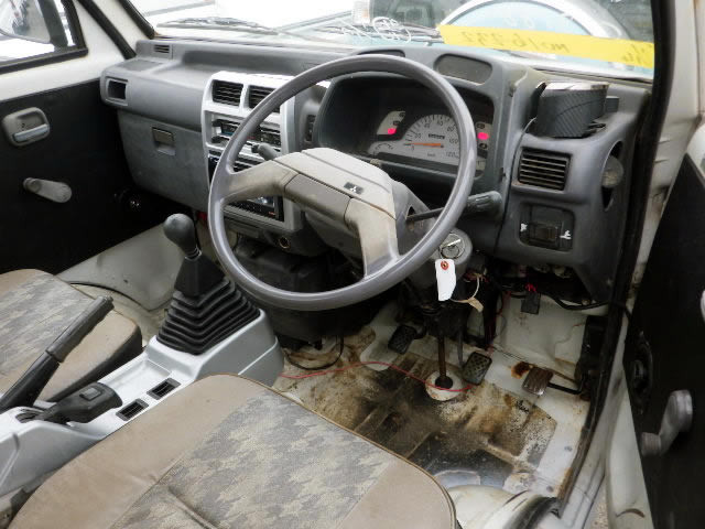 1995 Mitsubishi Minicab Truck U42T (UW-69bb6426cb902)[12]