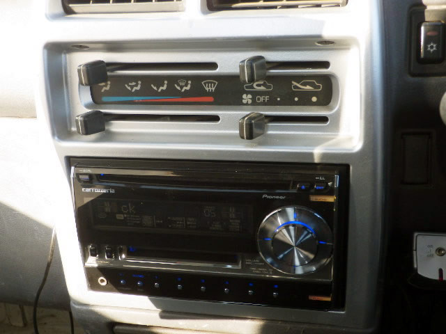 1995 Mitsubishi Minicab Truck U42T (UW-69bb6426cb902)[13]