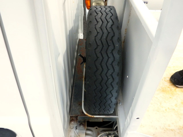 1995 Mitsubishi Minicab Truck U42T (UW-69bb6426cb902)[24]