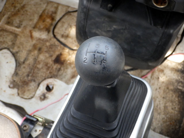 1995 Mitsubishi Minicab Truck U42T (UW-69bb6426cb902)[15]