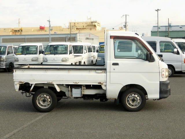 1999 Daihatsu Hijet Truck S210P (UW-69788181da8eb)[2]