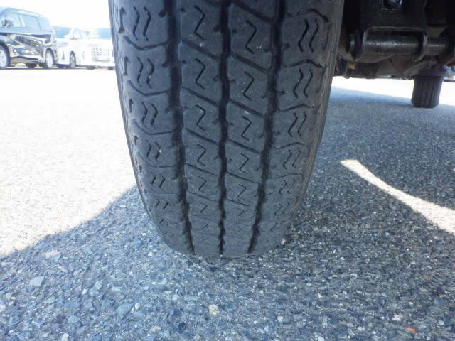 1993 Mitsubishi Minicab Truck U42T (UW-6969dc3654d41)[30]