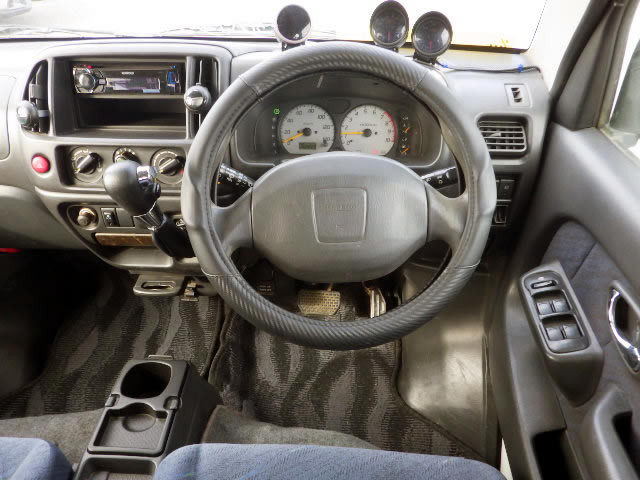 2001 Suzuki Every Wagon DA52W (UW-696f3b64abe54)[4]