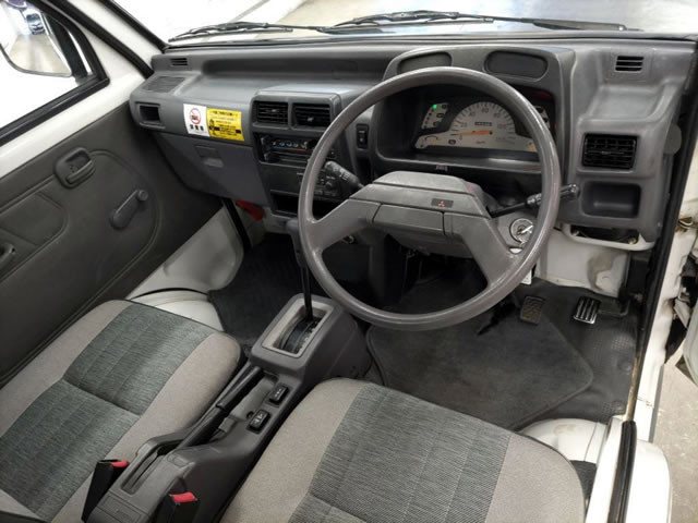 1996 Mitsubishi Minicab Truck U42T (UW-694e59831fb54)[4]