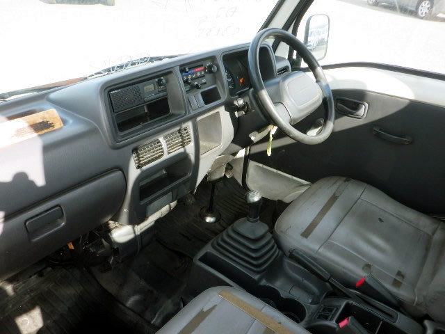 2001 Subaru Sambar TT1 (UW-695cc7e7059a2)[9]