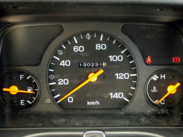 2001 Subaru Sambar TT1 (UW-695cc7e7059a2)[13]