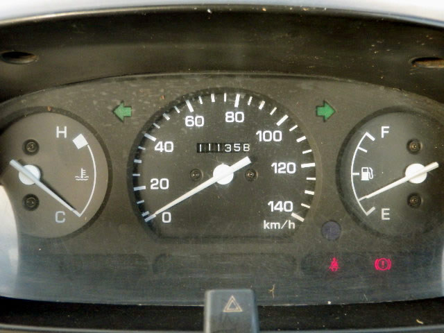 2000 Daihatsu Hijet Truck S210P (UW-6971ce09b0285)[12]