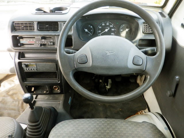 2000 Daihatsu Hijet Truck S210P (UW-6971ce09b0285)[4]