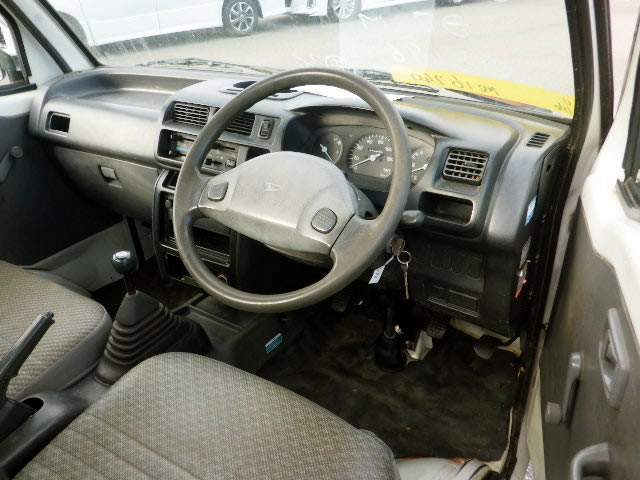 2000 Daihatsu Hijet Truck S210P (UW-6971ce09b0285)[10]