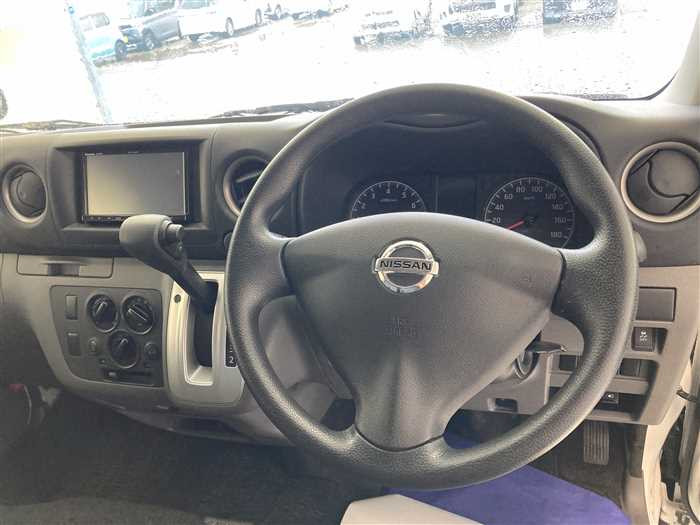 2020 Nissan NV350 Caravan CBF-VR2E26 (UW-69ad000118f0b)[15]