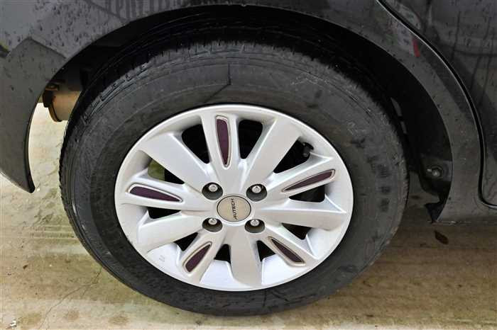 2017 Nissan March DBA-K13 (UW-69ad00012a045)[6]