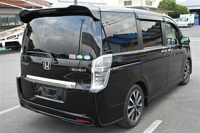 2012 Honda Step WGN DBA-RK5 (UW-69a69414556c2)[1]