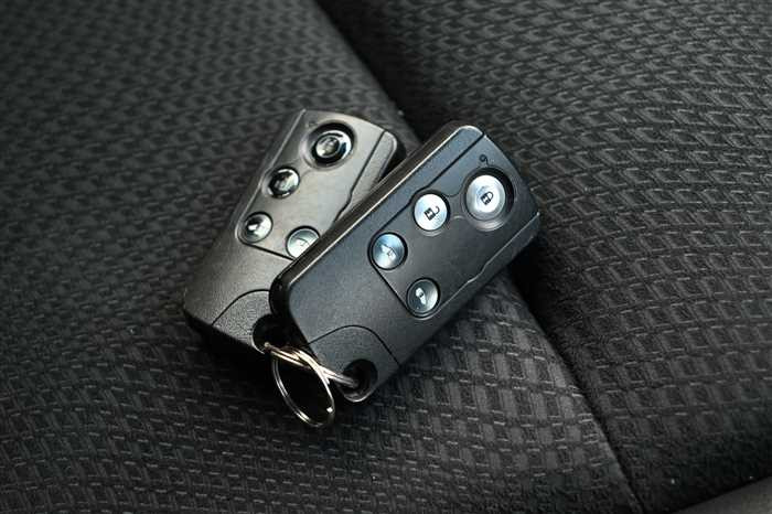 2012 Honda Step WGN DBA-RK5 (UW-69a69414556c2)[23]