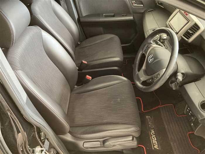 2015 Honda Freed Spike DAA-GP3 (UW-69a694148cc82)[9]