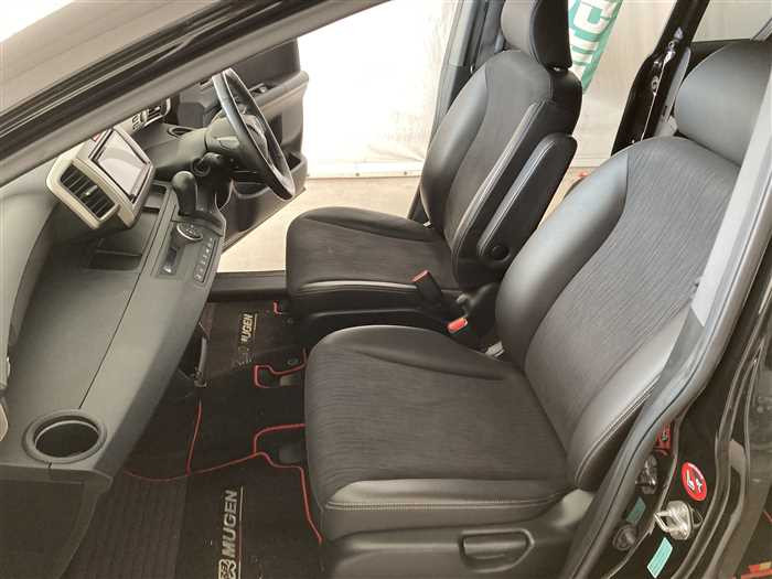 2015 Honda Freed Spike DAA-GP3 (UW-69a694148cc82)[13]