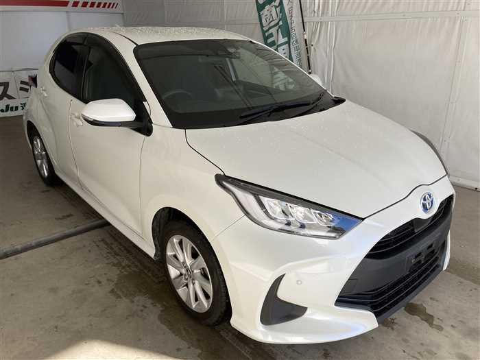 2020 Toyota Yaris 6AA-MXPH10 (UW-69ad0002b9186)[2]