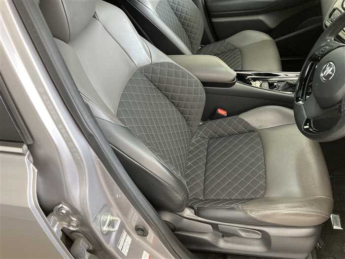 2019 Toyota C-HR 6AA-ZYX11 (UW-69771e4d39631)[9]