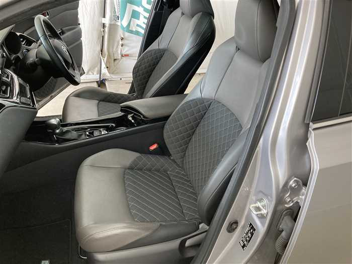 2019 Toyota C-HR 6AA-ZYX11 (UW-69771e4d39631)[14]