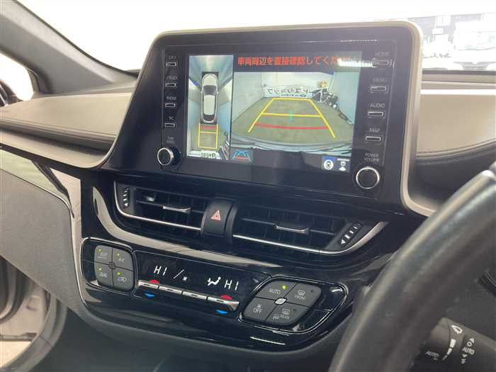 2019 Toyota C-HR 6AA-ZYX11 (UW-69771e4d39631)[23]