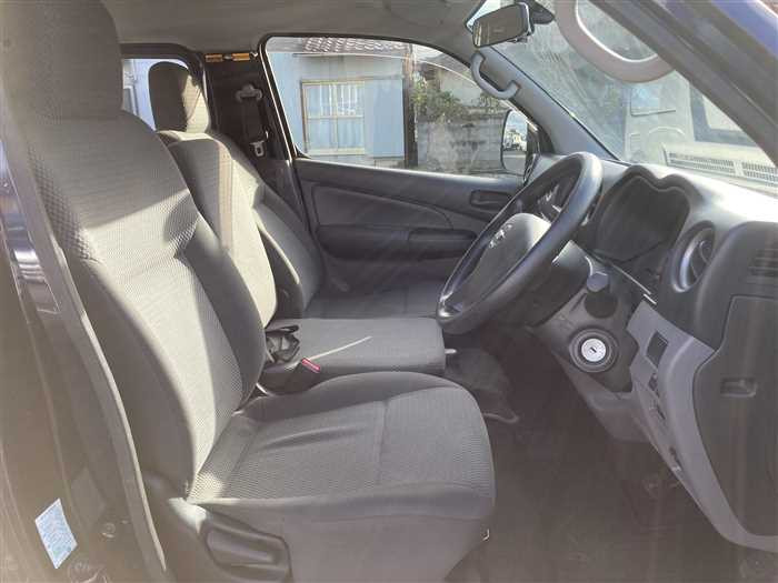 2019 Nissan NV350 Caravan LDF-VW2E26 (UW-695e10f84c056)[12]