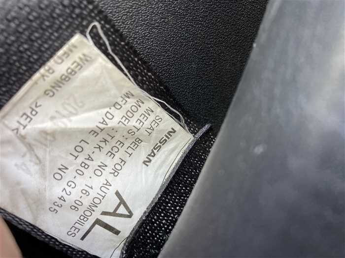 2019 Nissan NV350 Caravan LDF-VW2E26 (UW-695e10f84c056)[23]