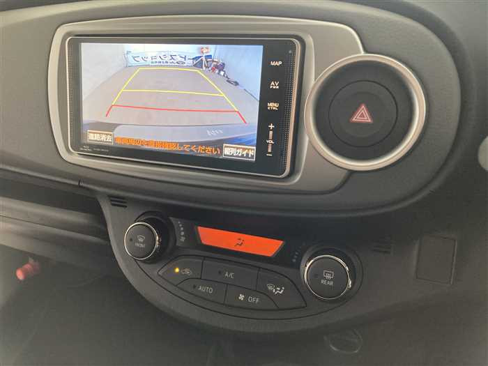 2013 Toyota Vitz DBA-NCP131 (UW-69ad00176aa77)[21]