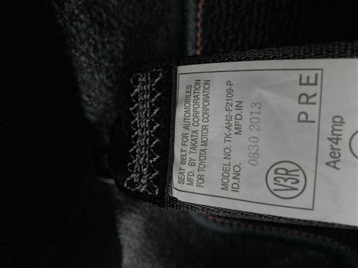 2013 Toyota Vitz DBA-NCP131 (UW-69ad00176aa77)[23]