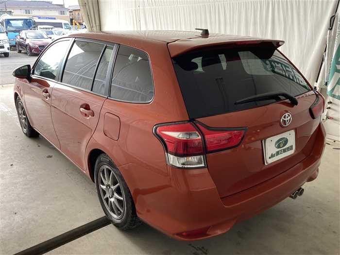 2016 Toyota Corolla Fielder DBA-NZE161G (UW-695e10f96091b)[3]