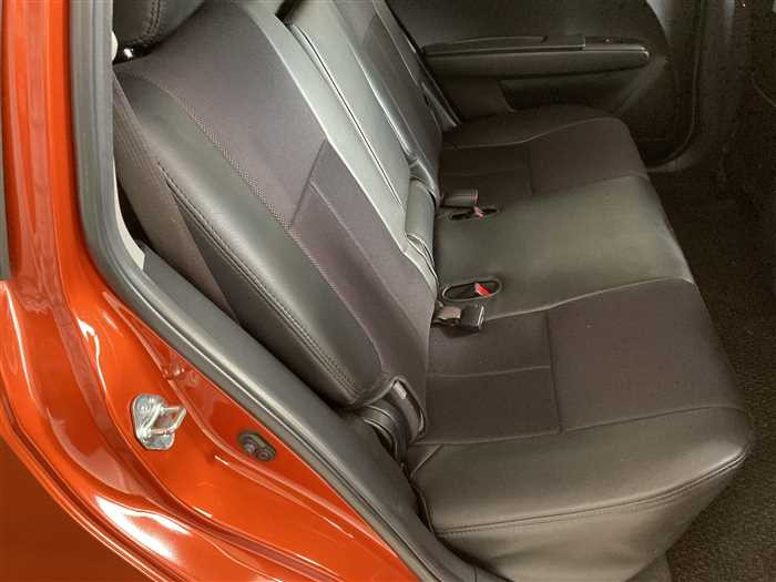 2016 Toyota Corolla Fielder DBA-NZE161G (UW-695e10f96091b)[10]