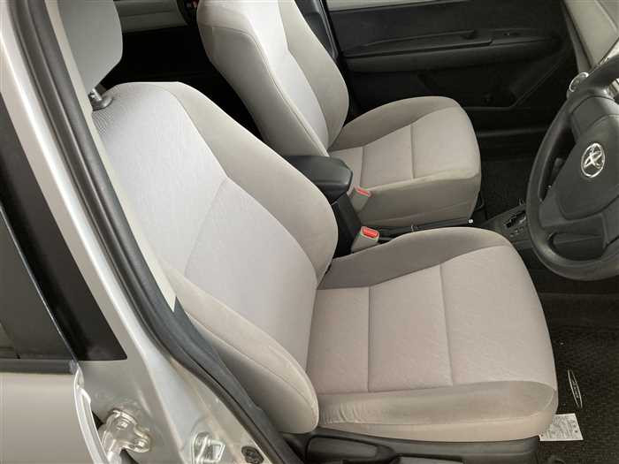 2012 Toyota Corolla Axio DBA-NZE161 (UW-69ad0017714ff)[9]