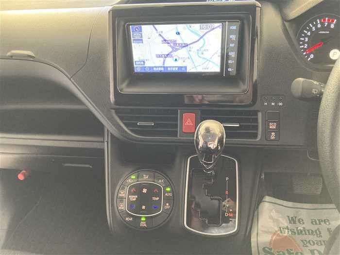 2020 Toyota Noah 3BA-ZRR80G (UW-695e10fb42f0f)[20]