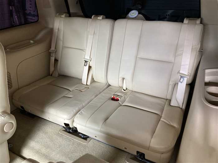 2008 Cadillac Escalade KN KNOWN (UW-695e10fbdb32b)[10]