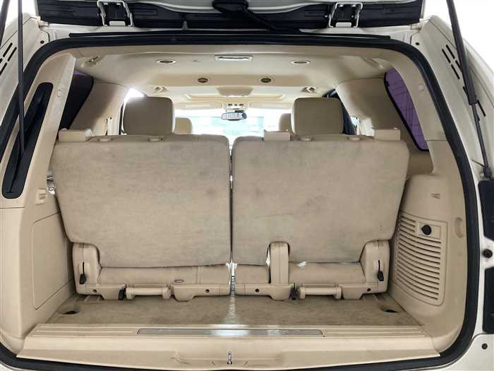 2008 Cadillac Escalade KN KNOWN (UW-695e10fbdb32b)[11]