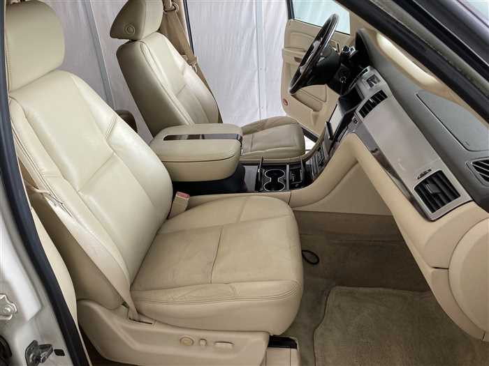 2008 Cadillac Escalade KN KNOWN (UW-695e10fbdb32b)[16]