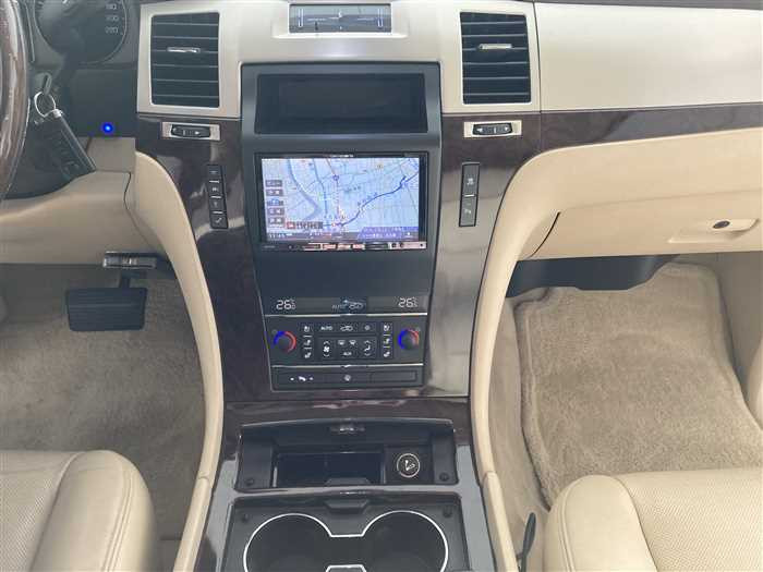 2008 Cadillac Escalade KN KNOWN (UW-695e10fbdb32b)[18]