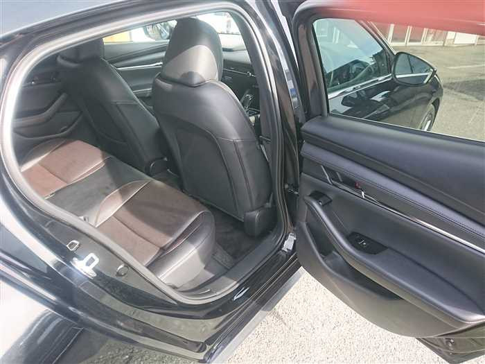 2021 Mazda Mazda3 BPFP (UW-69b27919a43cd)[11]