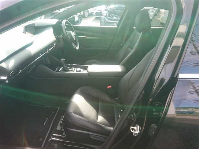 2021 Mazda Mazda3 BPFP (UW-69b27919a43cd)[12]