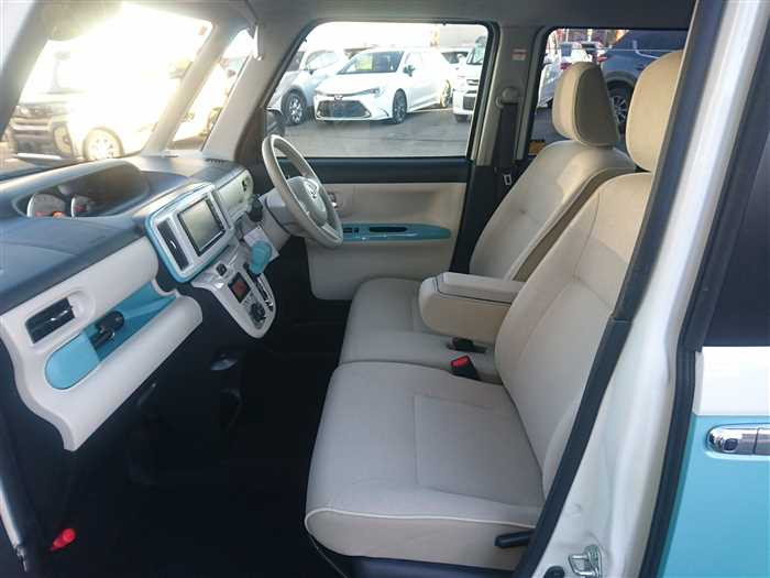 2020 Daihatsu Move Canbus LA800S (UW-69a6940dc9fc2)[12]